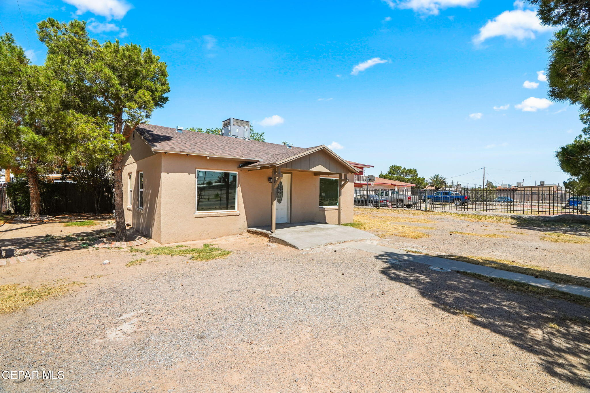 7113 Dale Road