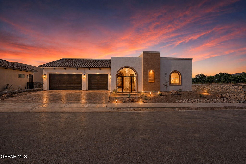 Photo of 401 Suleiman Drive, El Paso, TX 79932 (MLS # 949484)