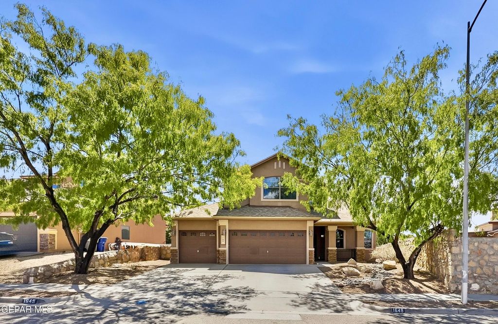 Photo of 1649 ROCK DOVE Lane, El Paso, TX 79911 (MLS # 941856)