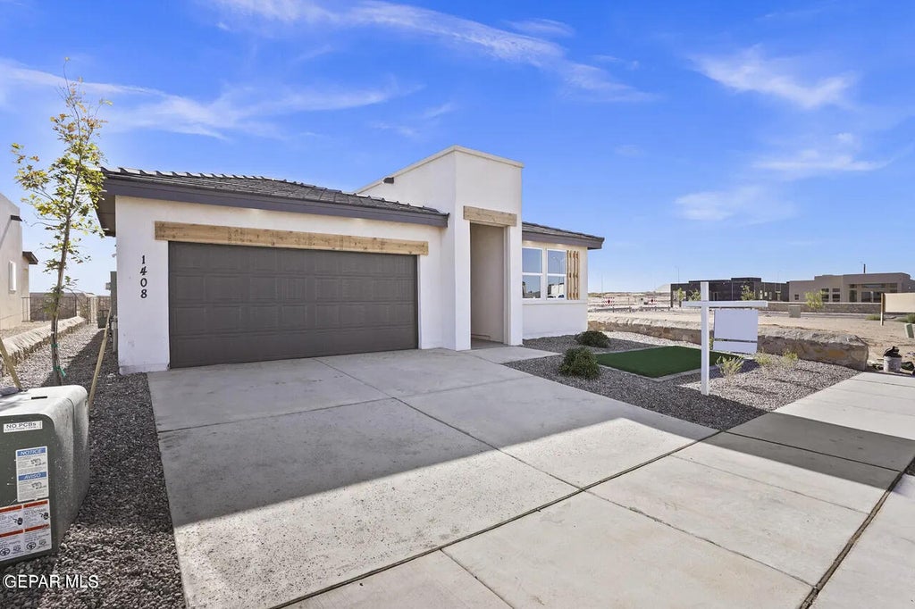 Photo of 1408 HARLAN POINT Place, El Paso, TX 79928 (MLS # 948578)