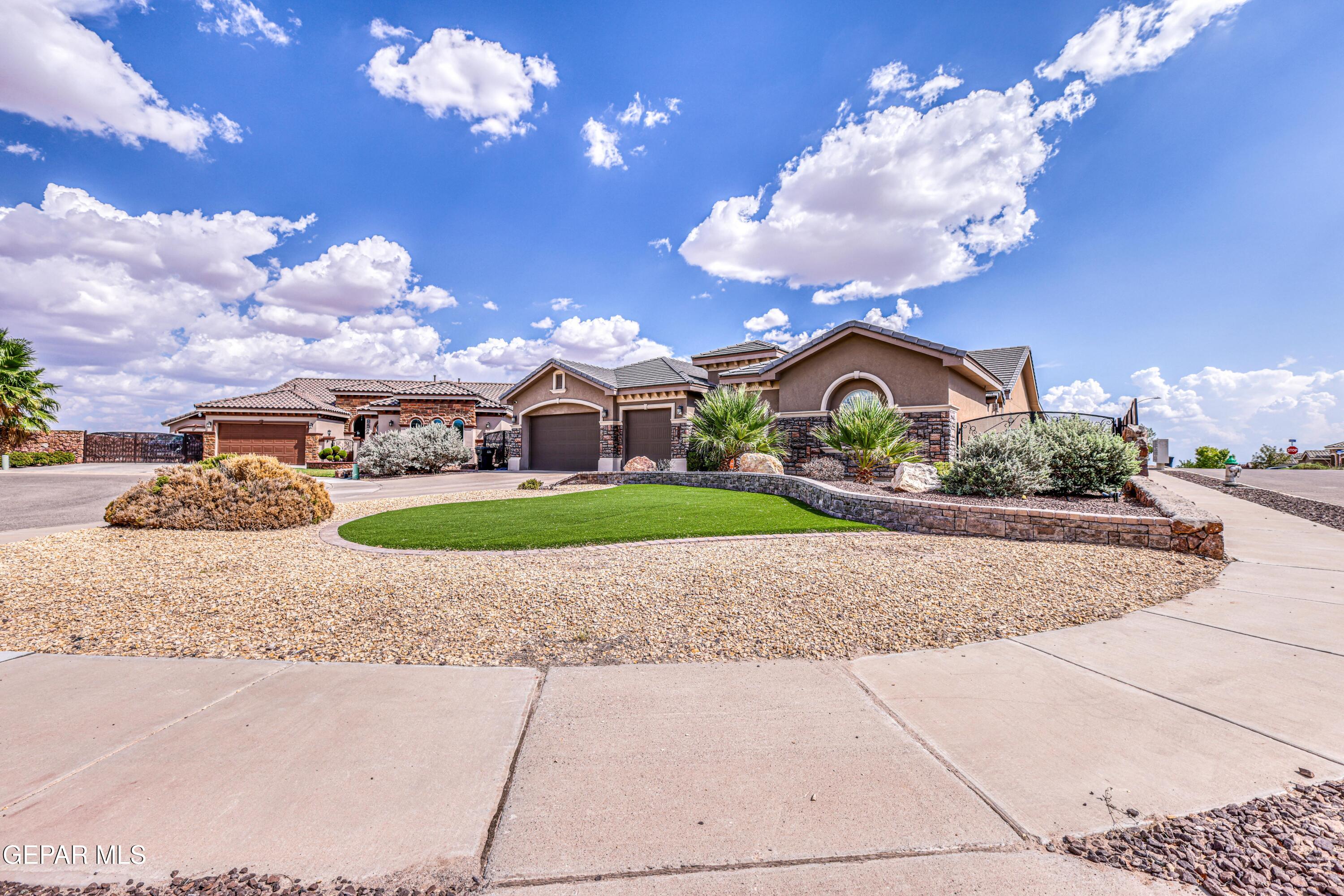 840 GOLDEN EDGE Court