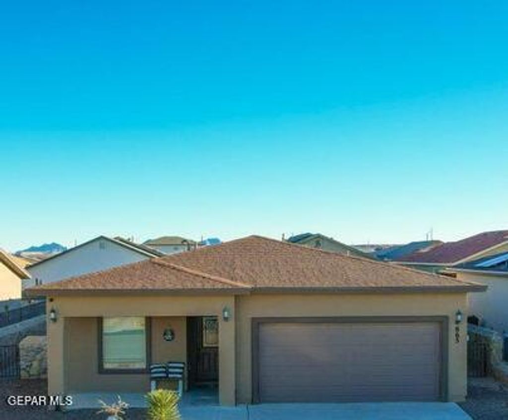 Photo of 913 GULF STREAMS Avenue, El Paso, TX 79932 (MLS # 931627)