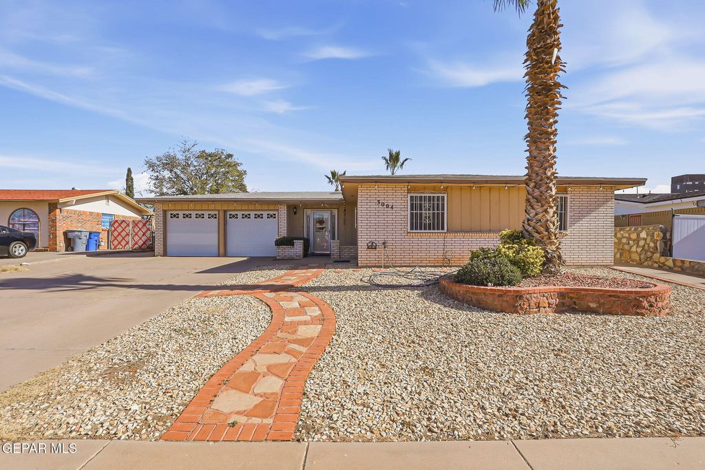 Photo of 3004 GASTON Drive, El Paso, TX 79935 (MLS # 935424)