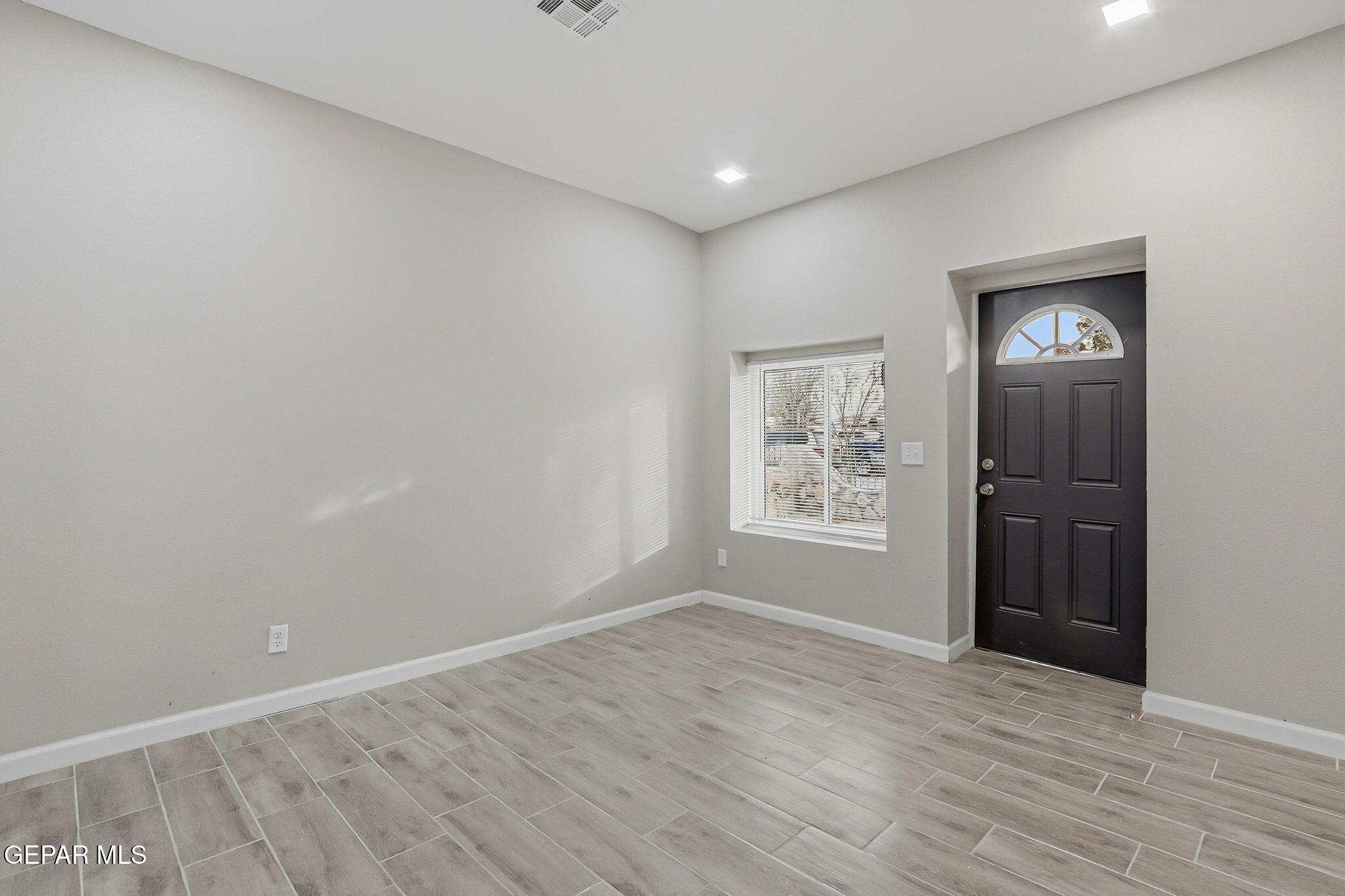 9207 Santa Rosalia Court B