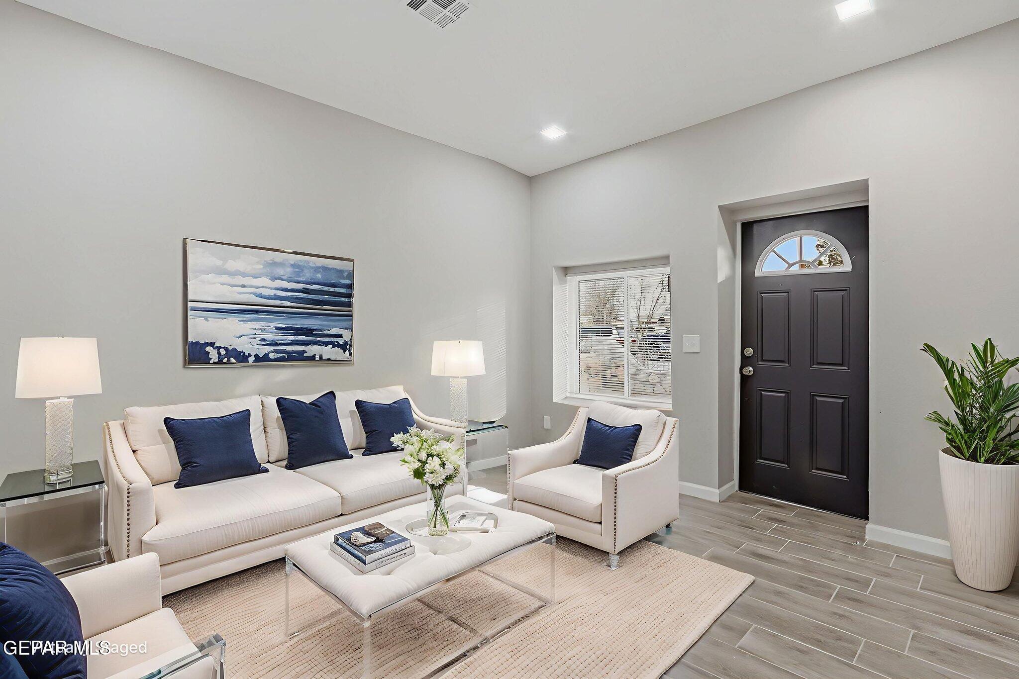 9207 Santa Rosalia Court B