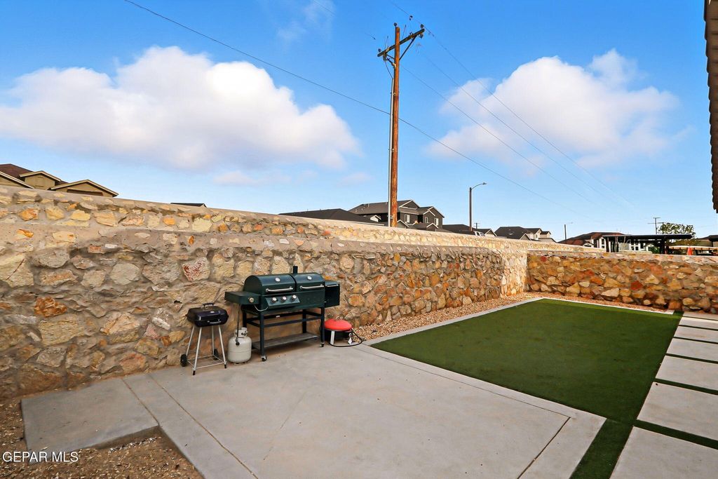 Photo of 228 Saltford Place, El Paso, TX 79928 (MLS # 935132)