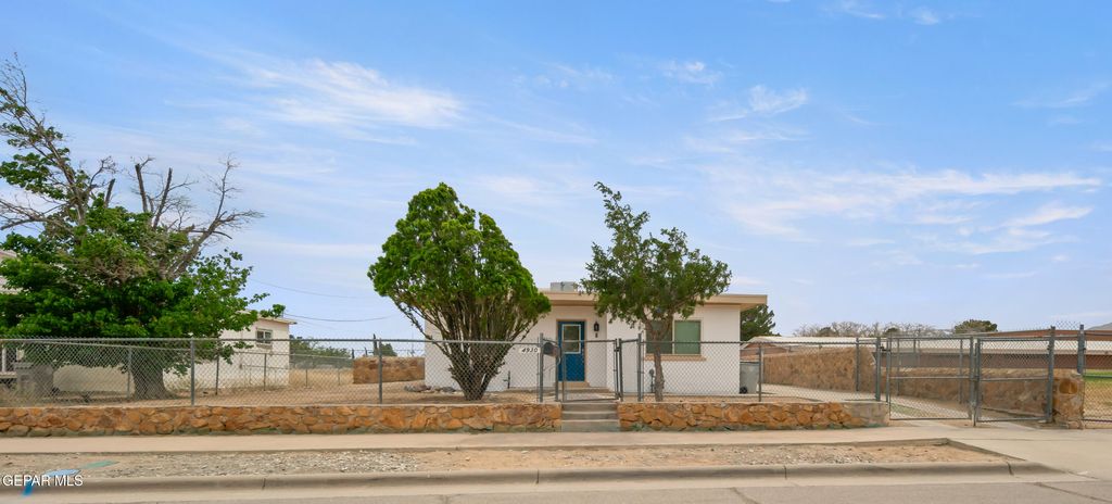 Photo of 4930 ATLAS Avenue, El Paso, TX 79904 (MLS # 942337)