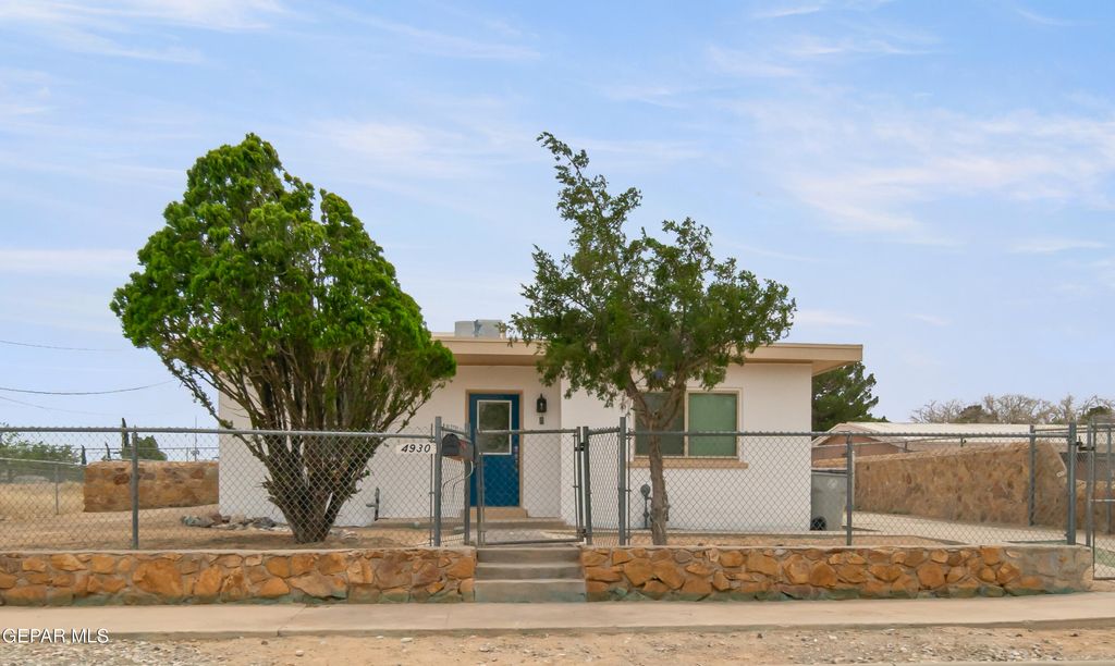 Photo of 4930 ATLAS Avenue, El Paso, TX 79904 (MLS # 942337)