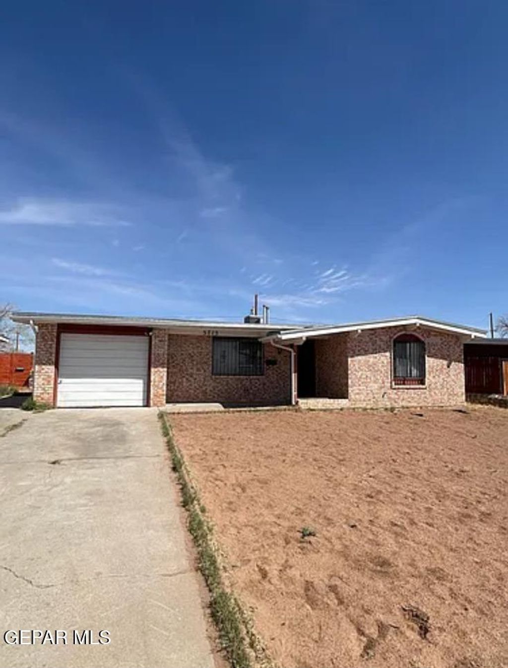 Photo of 5713 SARAH ANNE Avenue, El Paso, TX 79924 (MLS # 942113)