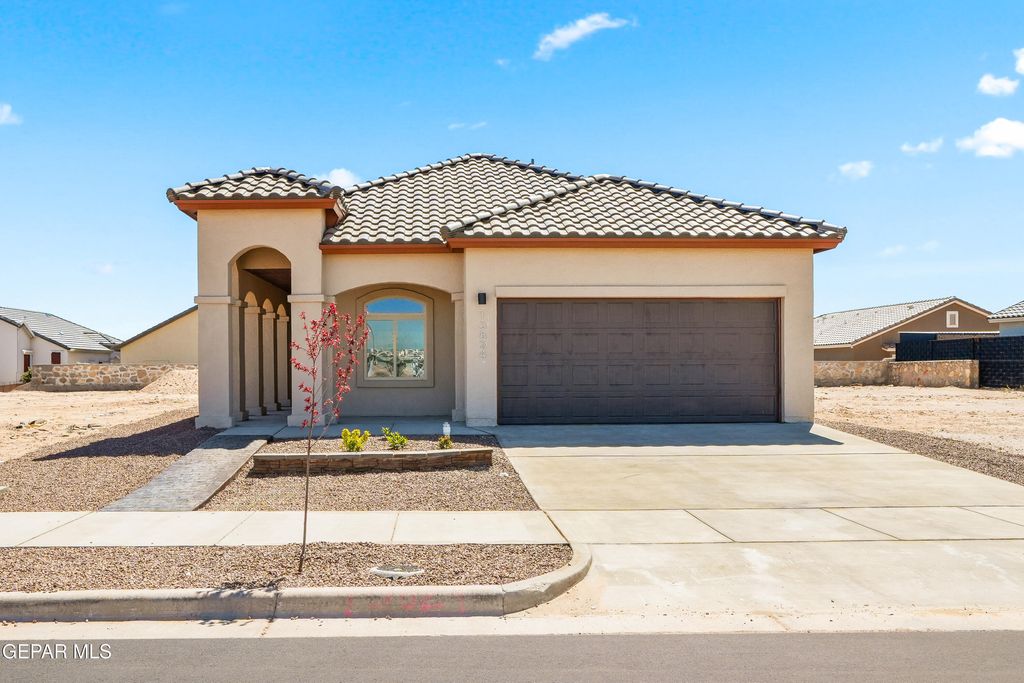 Photo of 13824 Paseo Celeste Drive, Horizon City, TX 79928 (MLS # 941624)