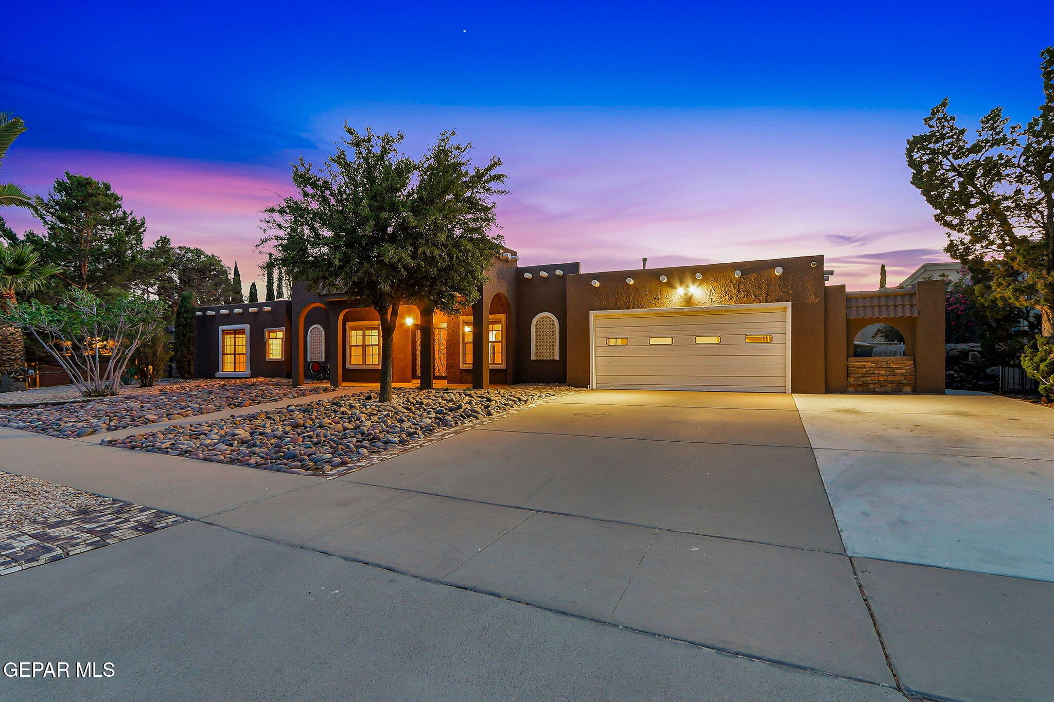 6005 PINO REAL Drive