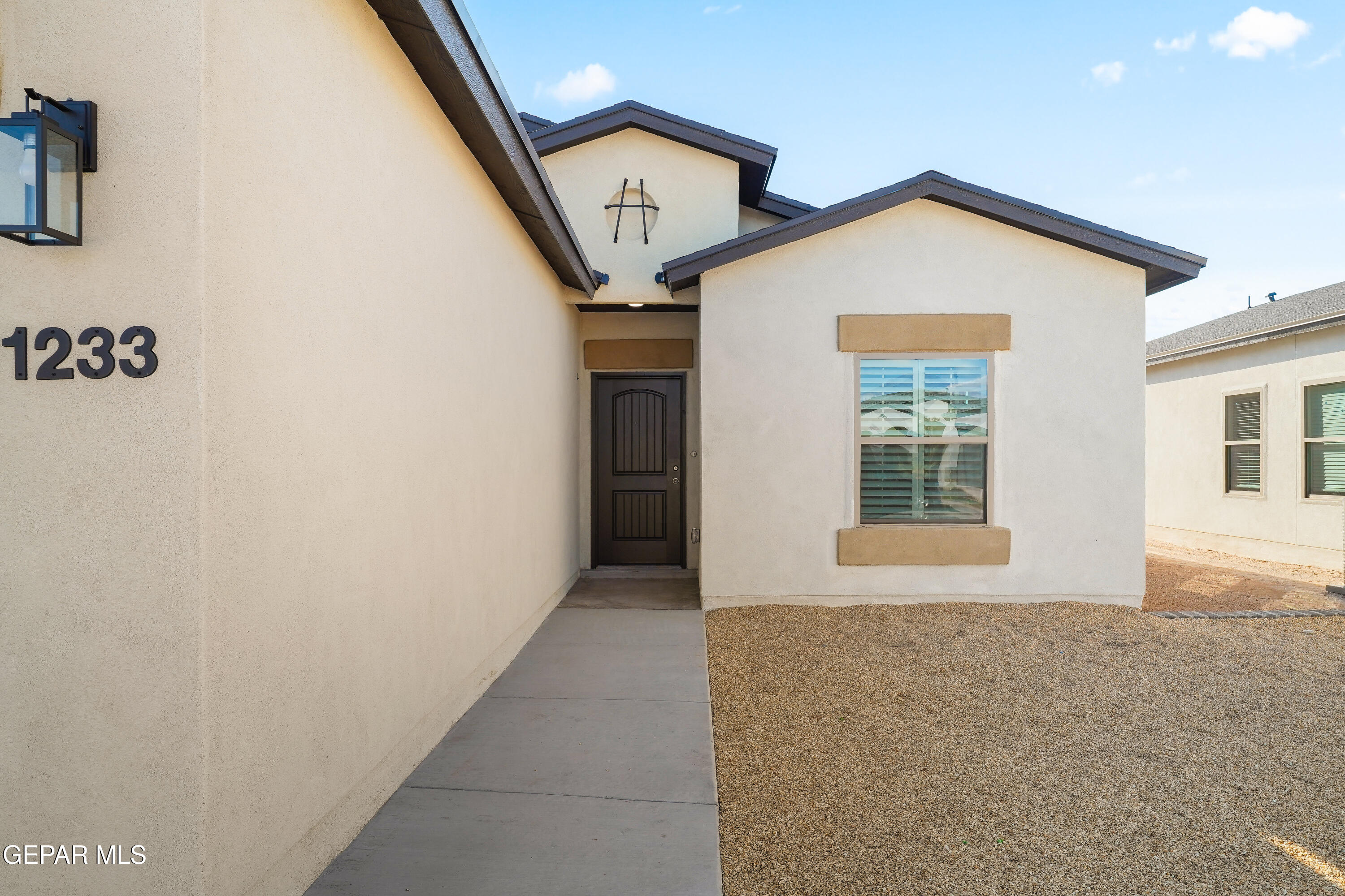 13841 Summer Wave Avenue