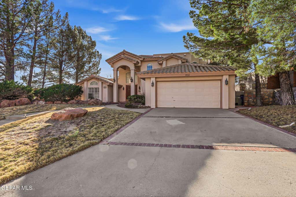 Photo of 851 VIA ALEGRE Lane, El Paso, TX 79912 (MLS # 949599)