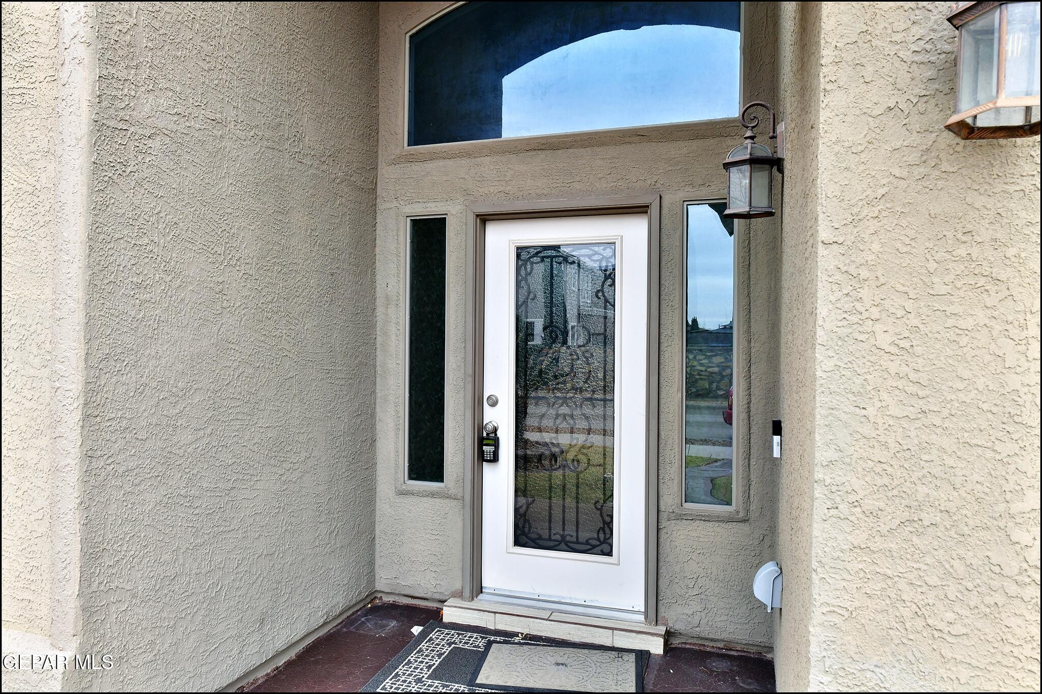 5005 MOON RANCH Lane