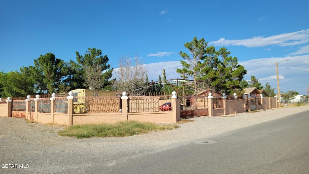 Photo of 854 Yates Place, El Paso, TX 79928 (MLS # 934474)
