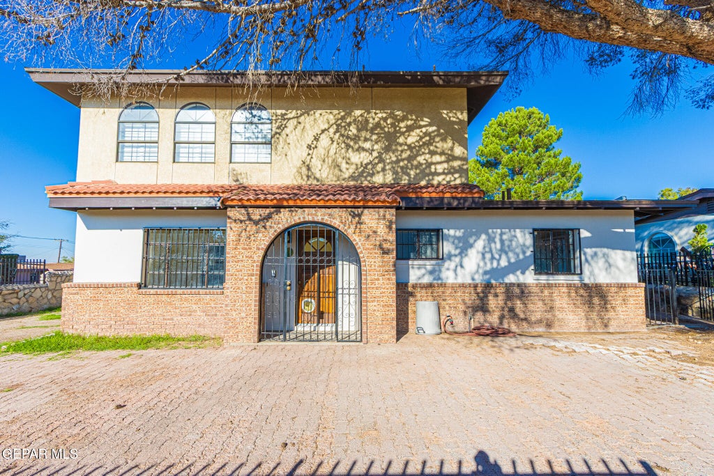 Photo of 1017 LARIAT Street, El Paso, TX 79915 (MLS # 951847)
