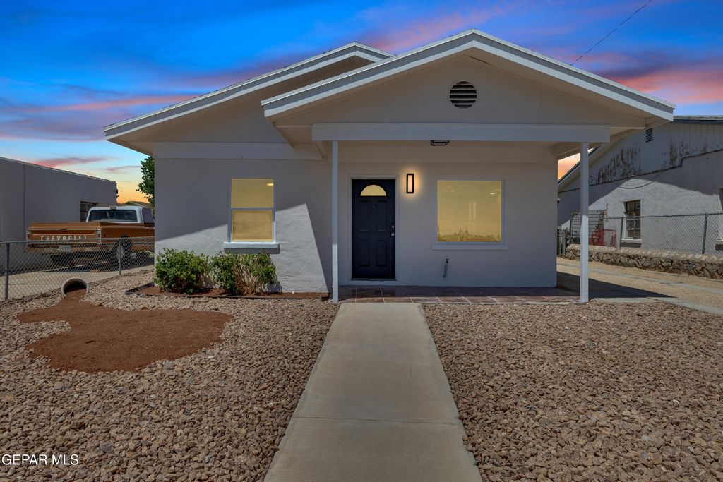 Photo of 7727 ADOBE Drive, El Paso, TX 79915 (MLS # 943815)