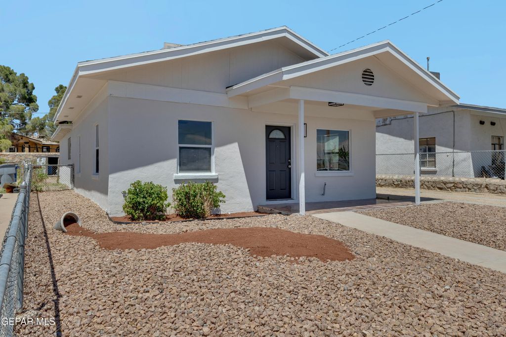 Photo of 7727 ADOBE Drive, El Paso, TX 79915 (MLS # 943815)