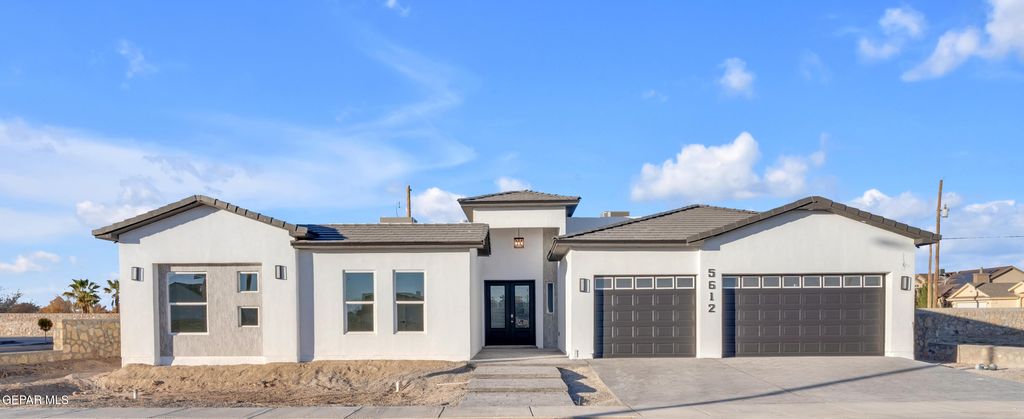 Photo of 5612 RIO BONITO Circle, El Paso, TX 79932 (MLS # 935149)