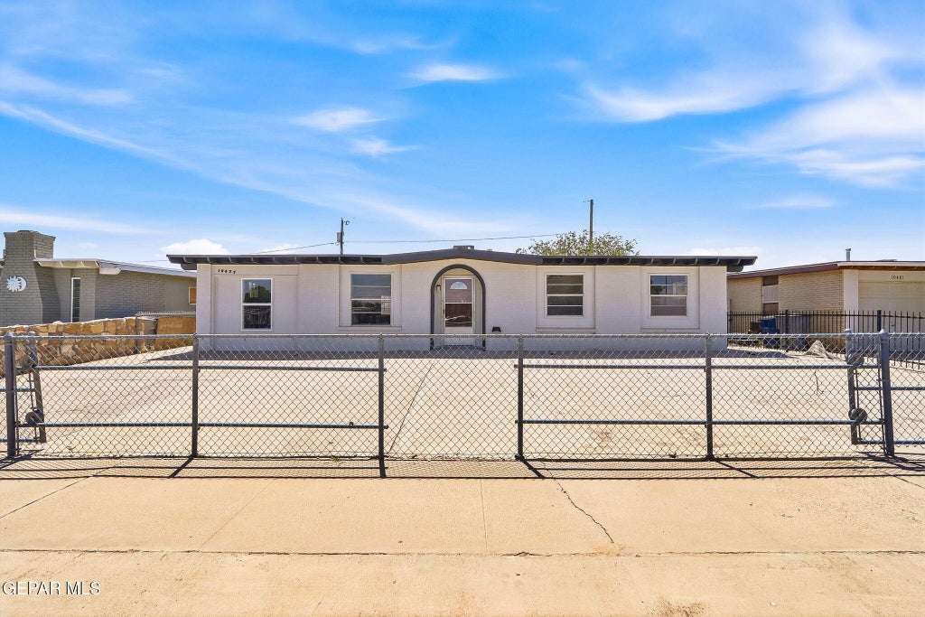 Photo of 10477 Mackinaw Street, El Paso, TX 79924 (MLS # 948553)