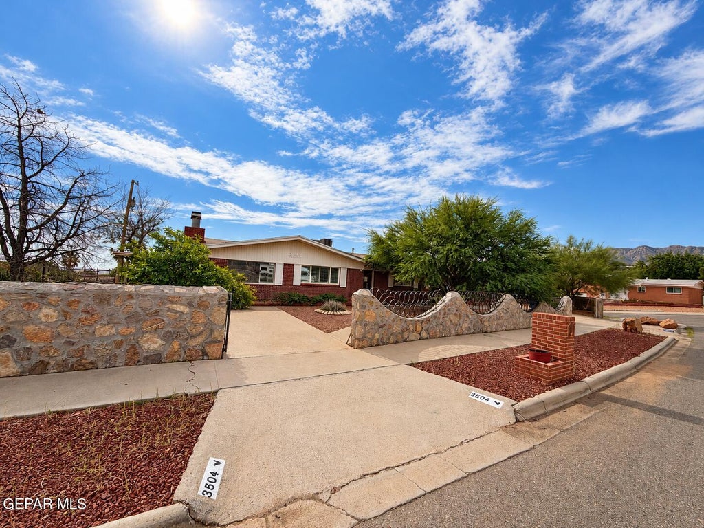 Photo of 3504 BERYL Lane, El Paso, TX 79904 (MLS # 953508)
