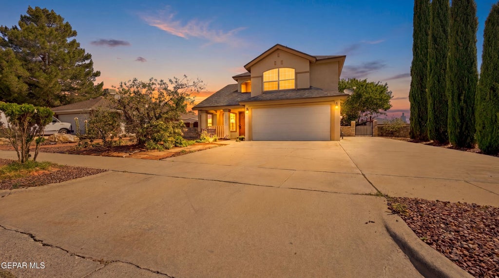 Photo of 10751 WHITE SANDS Drive, El Paso, TX 79924 (MLS # 945720)