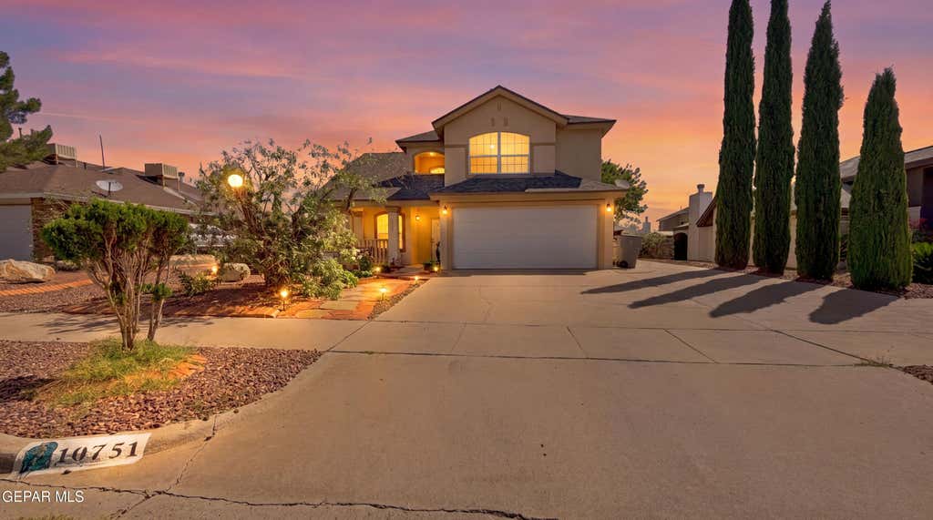 Photo of 10751 WHITE SANDS Drive, El Paso, TX 79924 (MLS # 945720)