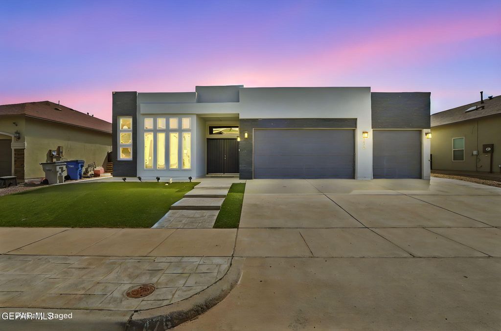 Photo of 1476 KIMSHA Drive, El Paso, TX 79928 (MLS # 942266)