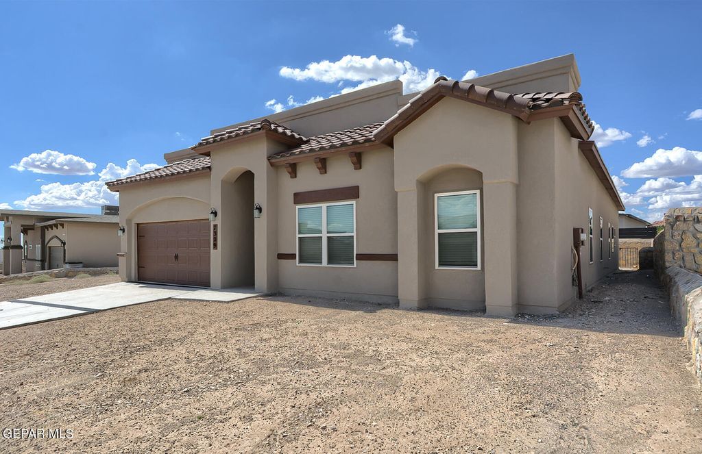 Photo of 7329 Enchanted Blf Drive, El Paso, TX 79911 (MLS # 931414)