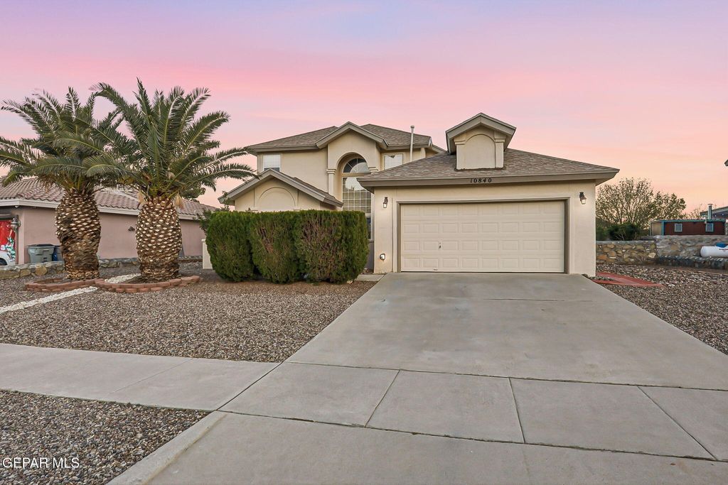 Photo of 10840 LOMA DEL NORTE Drive, El Paso, TX 79934 (MLS # 934730)