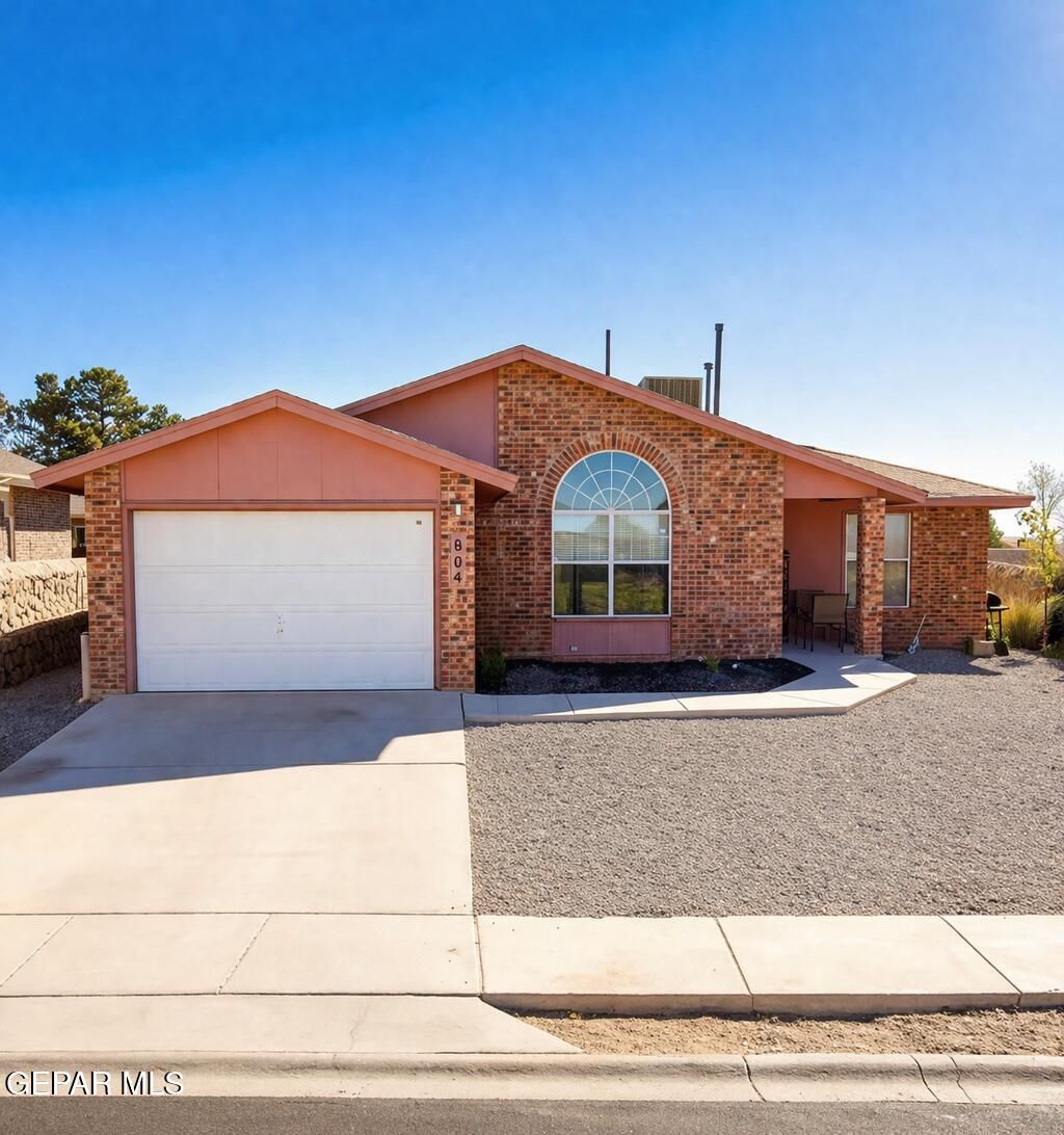 Photo of 804 Tabasco Place, Horizon City, TX 79928 (MLS # 940742)