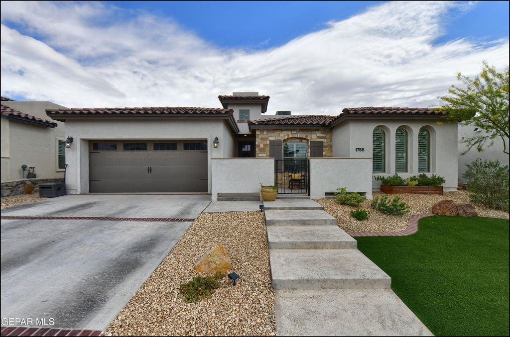 Photo of 1758 AVELINA INGLE Street, El Paso, TX 79911 (MLS # 942282)