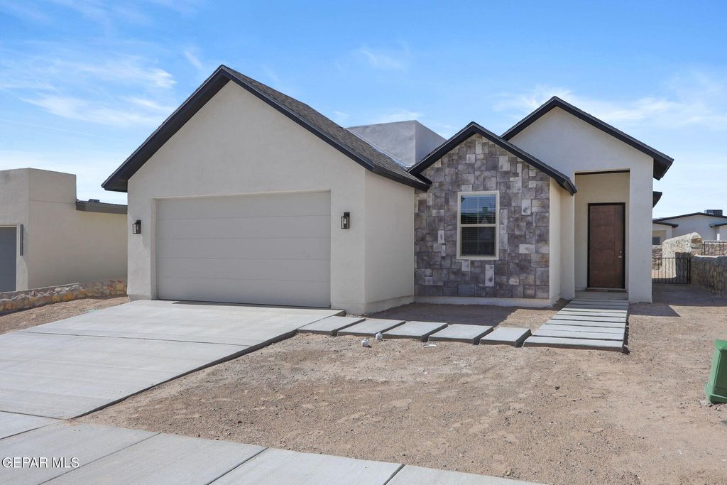 Photo of 8424 FISH Place, Vinton, TX 79821 (MLS # 940852)