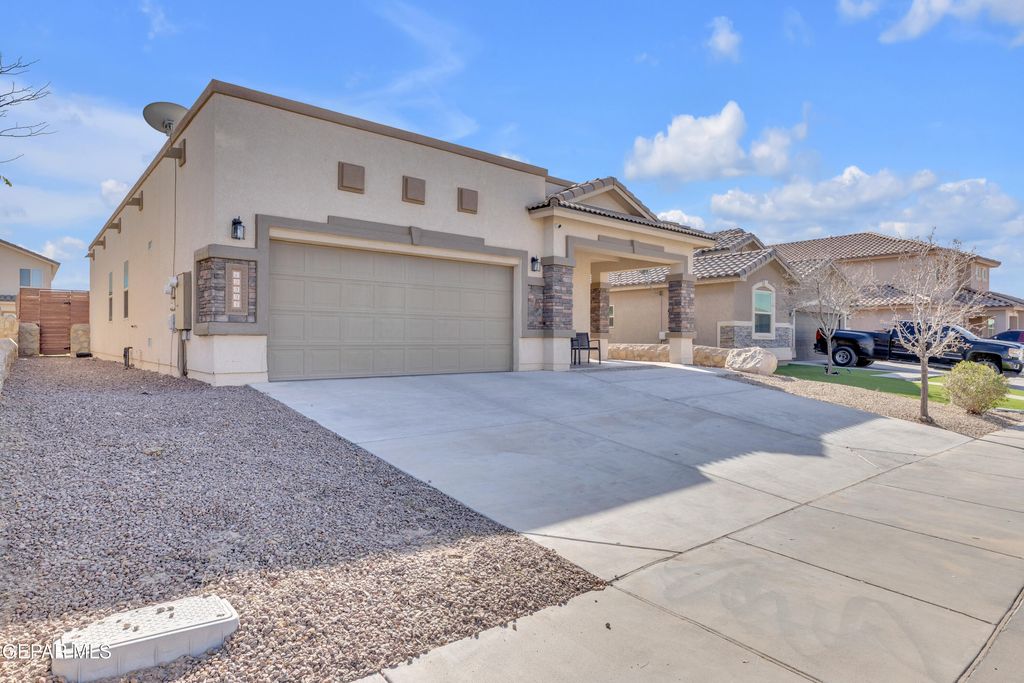 Photo of 12334 Westbury Avenue, El Paso, TX 79928 (MLS # 937814)