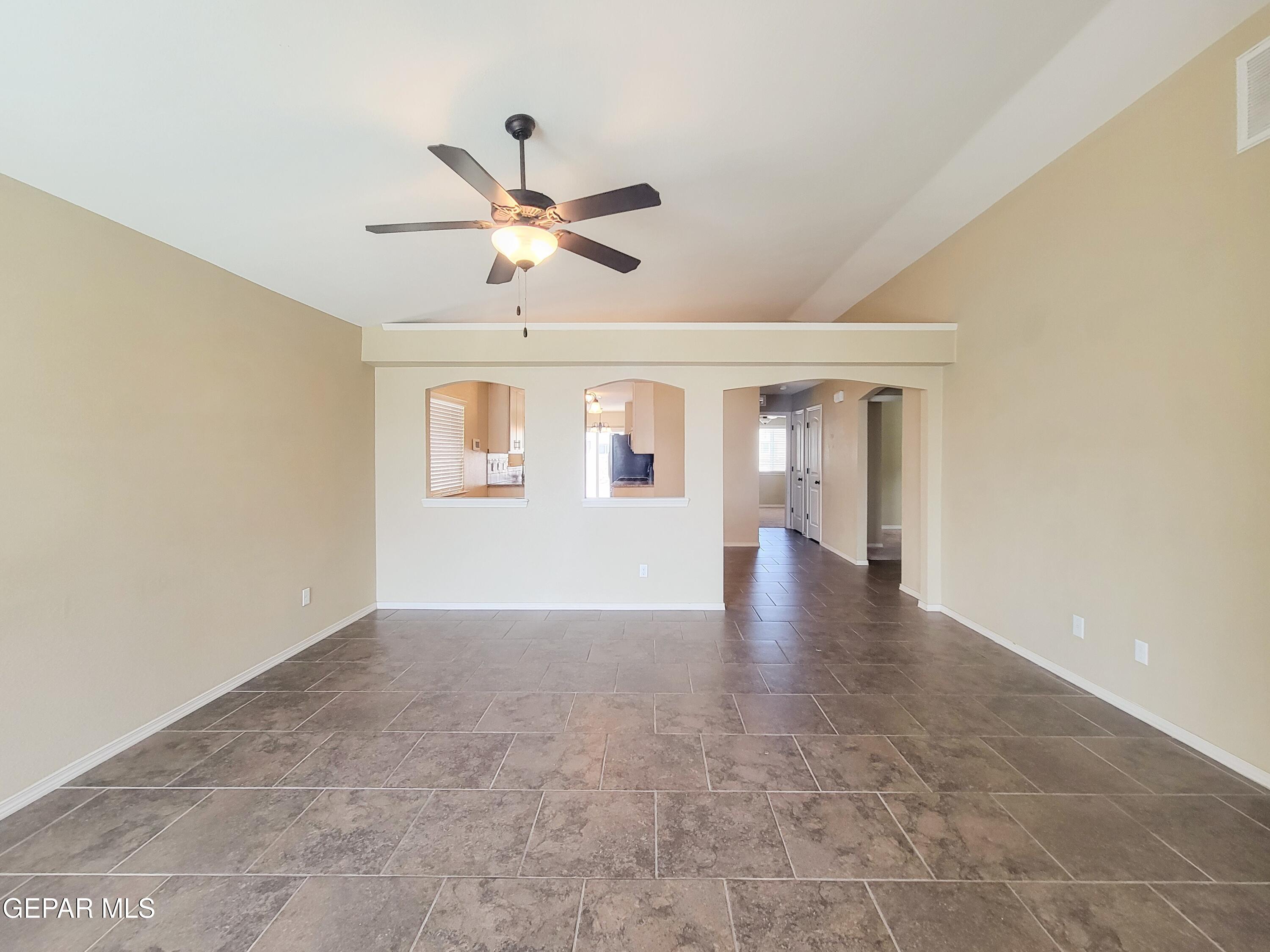 12785 TRE MAXIMILIANO Avenue - Photo 3