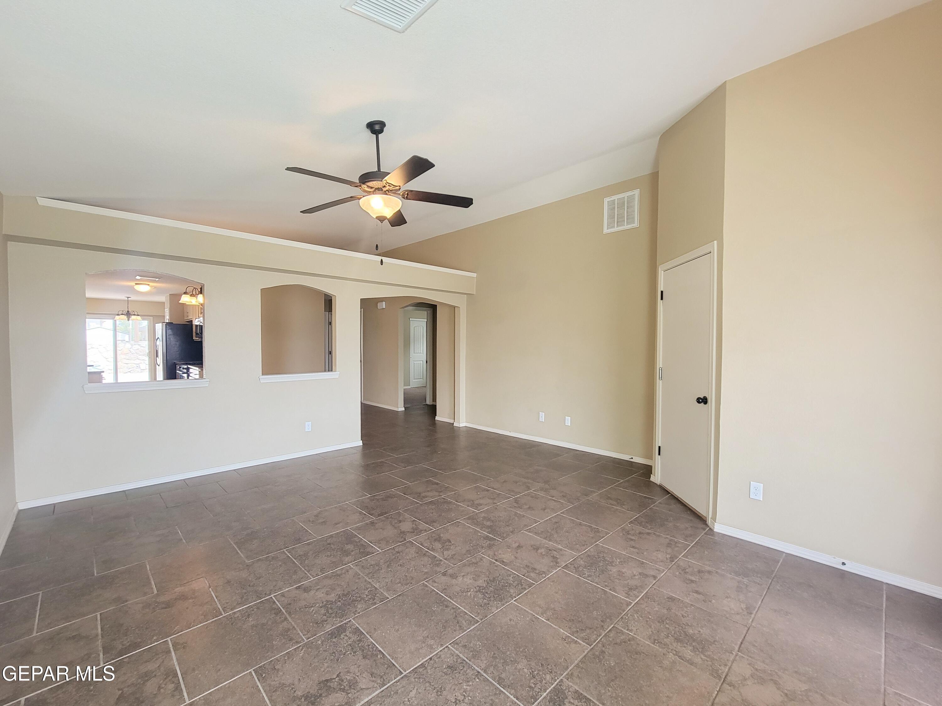 12785 TRE MAXIMILIANO Avenue - Photo 2