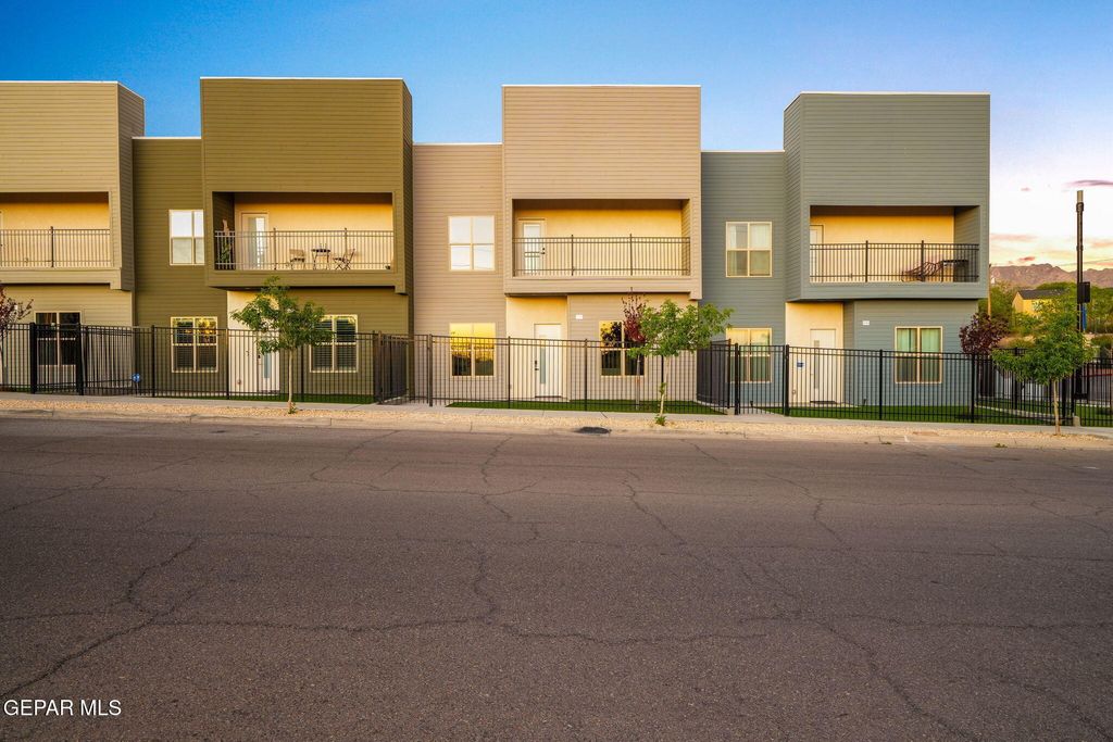 Photo of 201 Desert Pass Street #B-9, El Paso, TX 79912 (MLS # 941271)