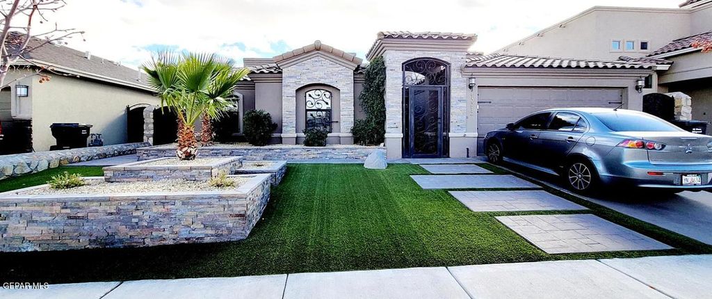 Photo of 13212 Emerald Hills St. Street, Horizon City, TX 79928 (MLS # 935568)