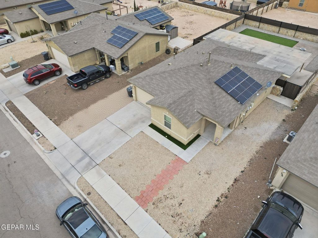 Photo of 732 Nuevo Desierto Drive, Horizon City, TX 79928 (MLS # 937122)