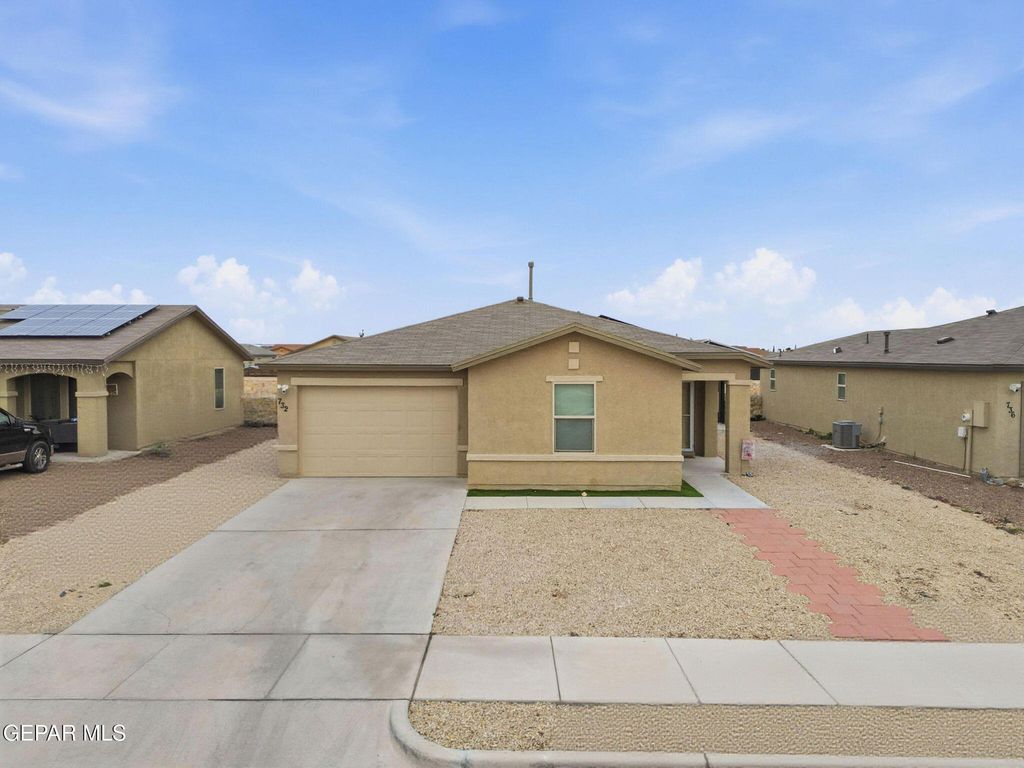 Photo of 732 Nuevo Desierto Drive, Horizon City, TX 79928 (MLS # 937122)
