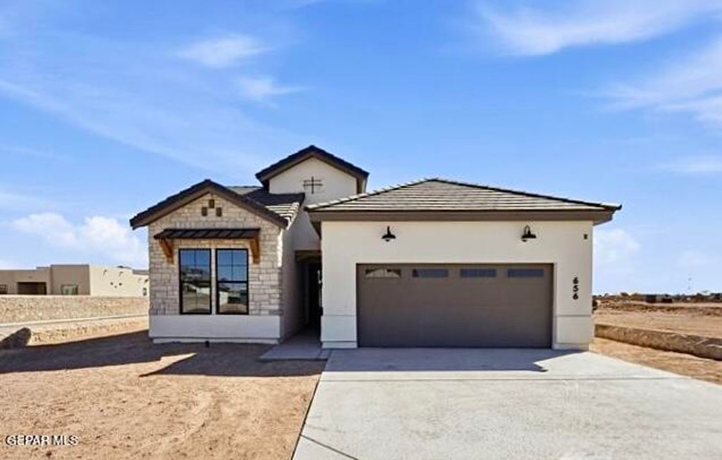 Photo of 656 Paseo Campanero Street, Horizon City, TX 79928 (MLS # 939846)