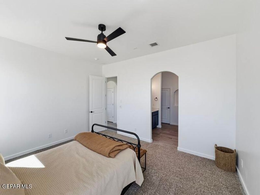 Photo of 656 Paseo Campanero Street, Horizon City, TX 79928 (MLS # 939846)