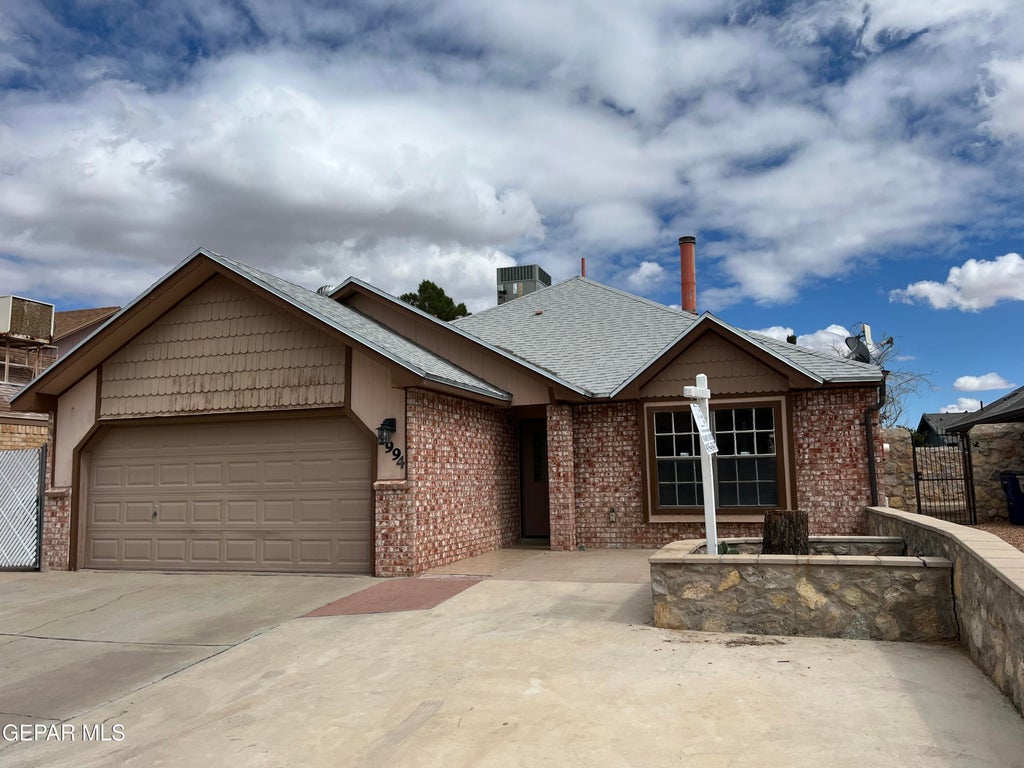 Photo of 1994 DANA BREE Drive, El Paso, TX 79936 (MLS # 952293)