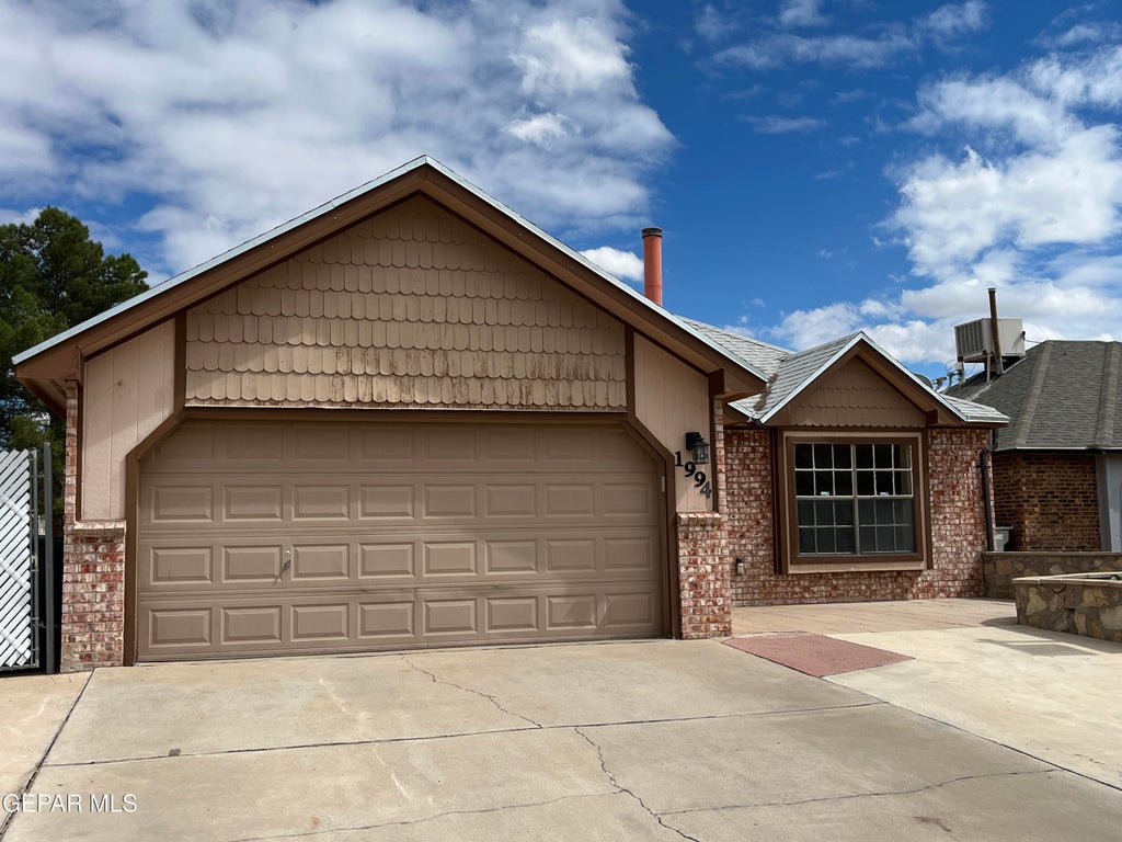Photo of 1994 DANA BREE Drive, El Paso, TX 79936 (MLS # 952293)