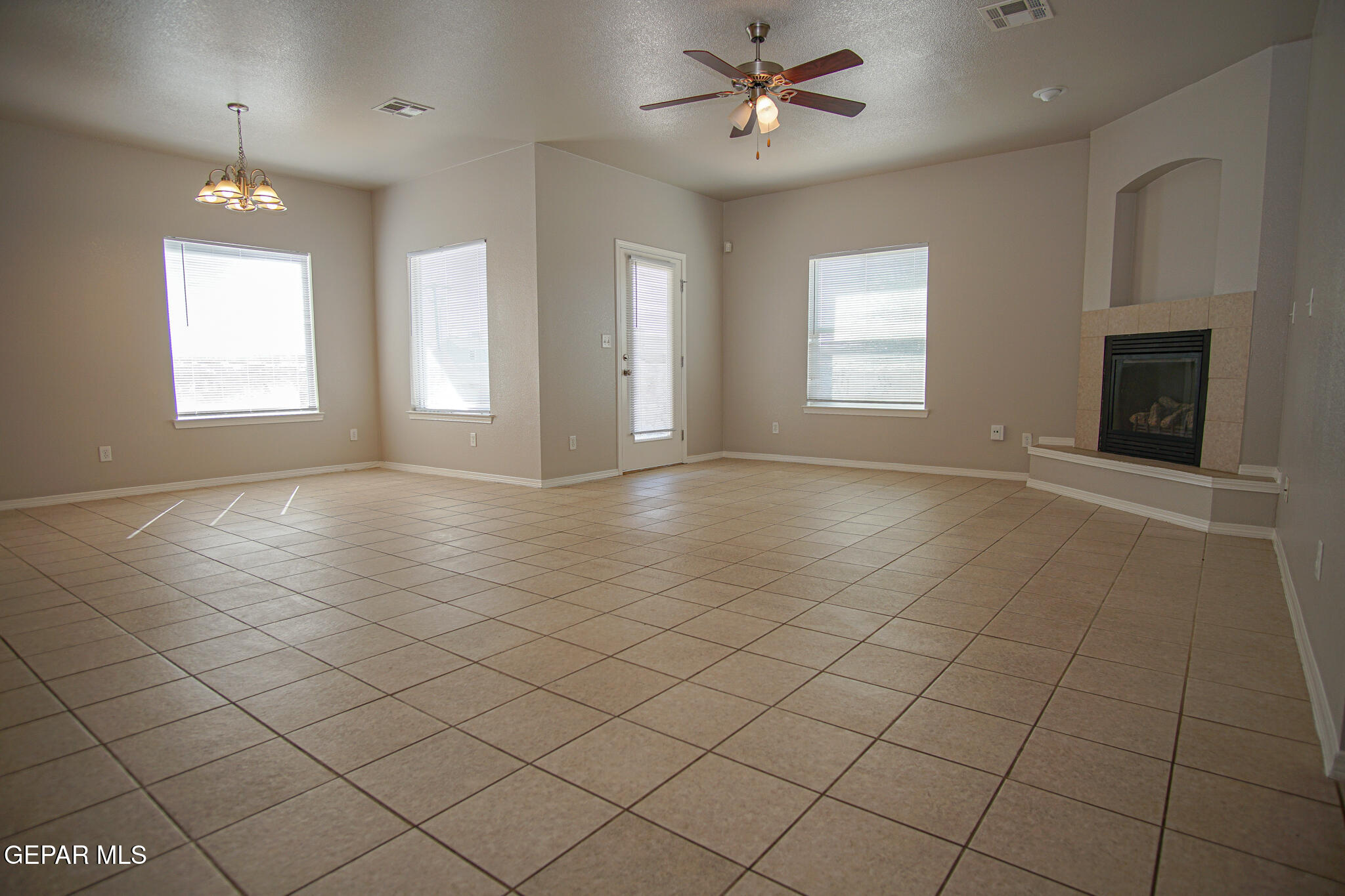 7160 MESQUITE TREE Lane