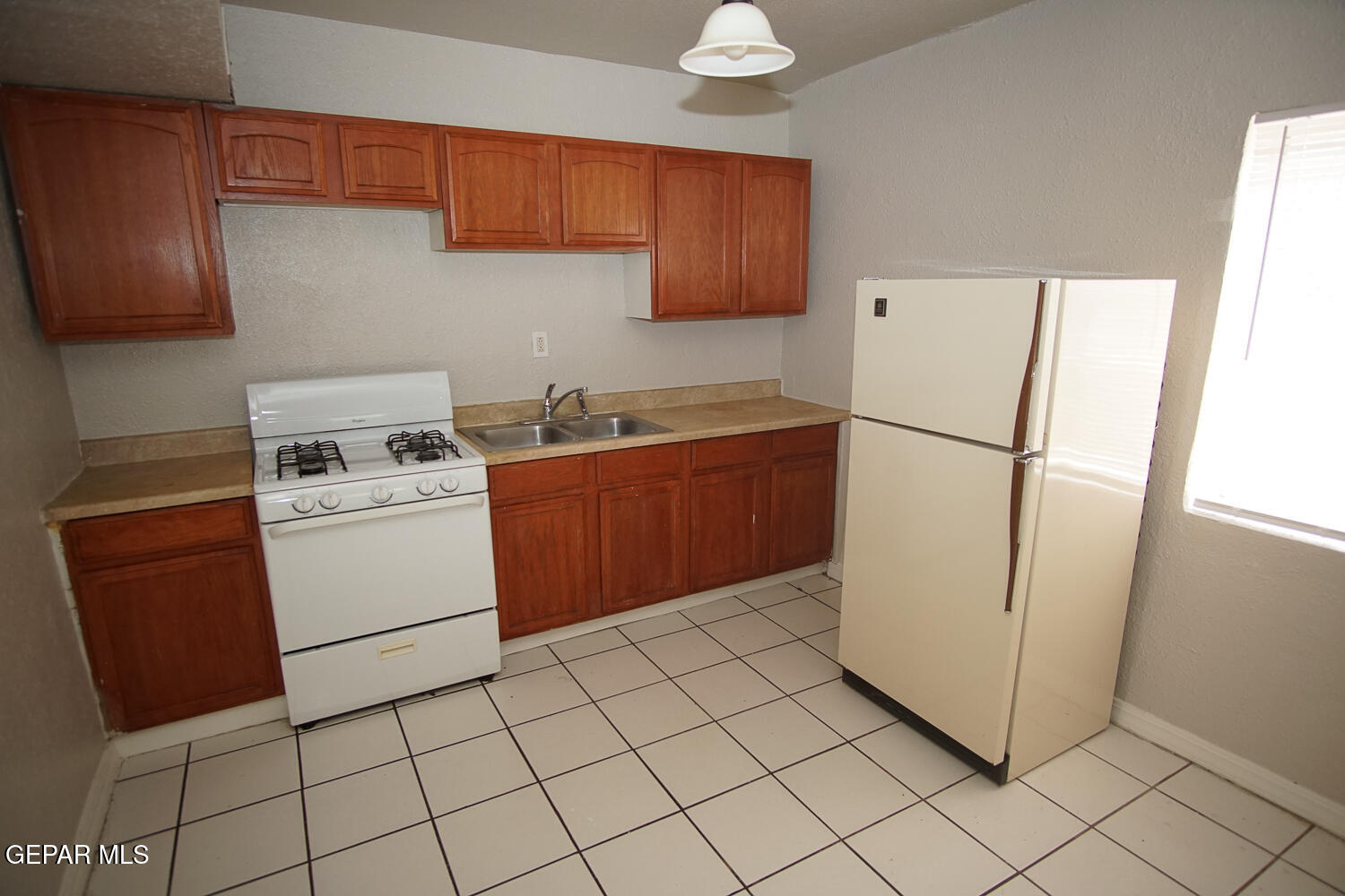 422 VAL VERDE Street