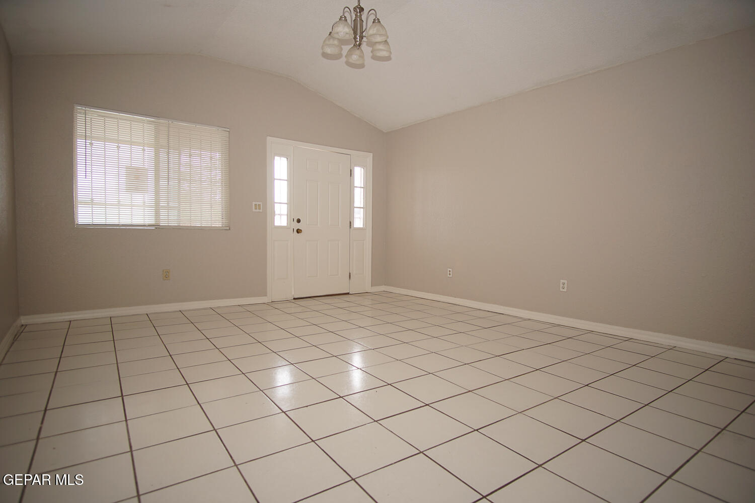 422 VAL VERDE Street