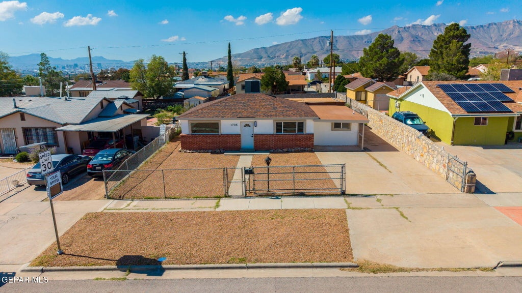 Photo of 1705 CHELSEA Street, El Paso, TX 79903 (MLS # 953542)