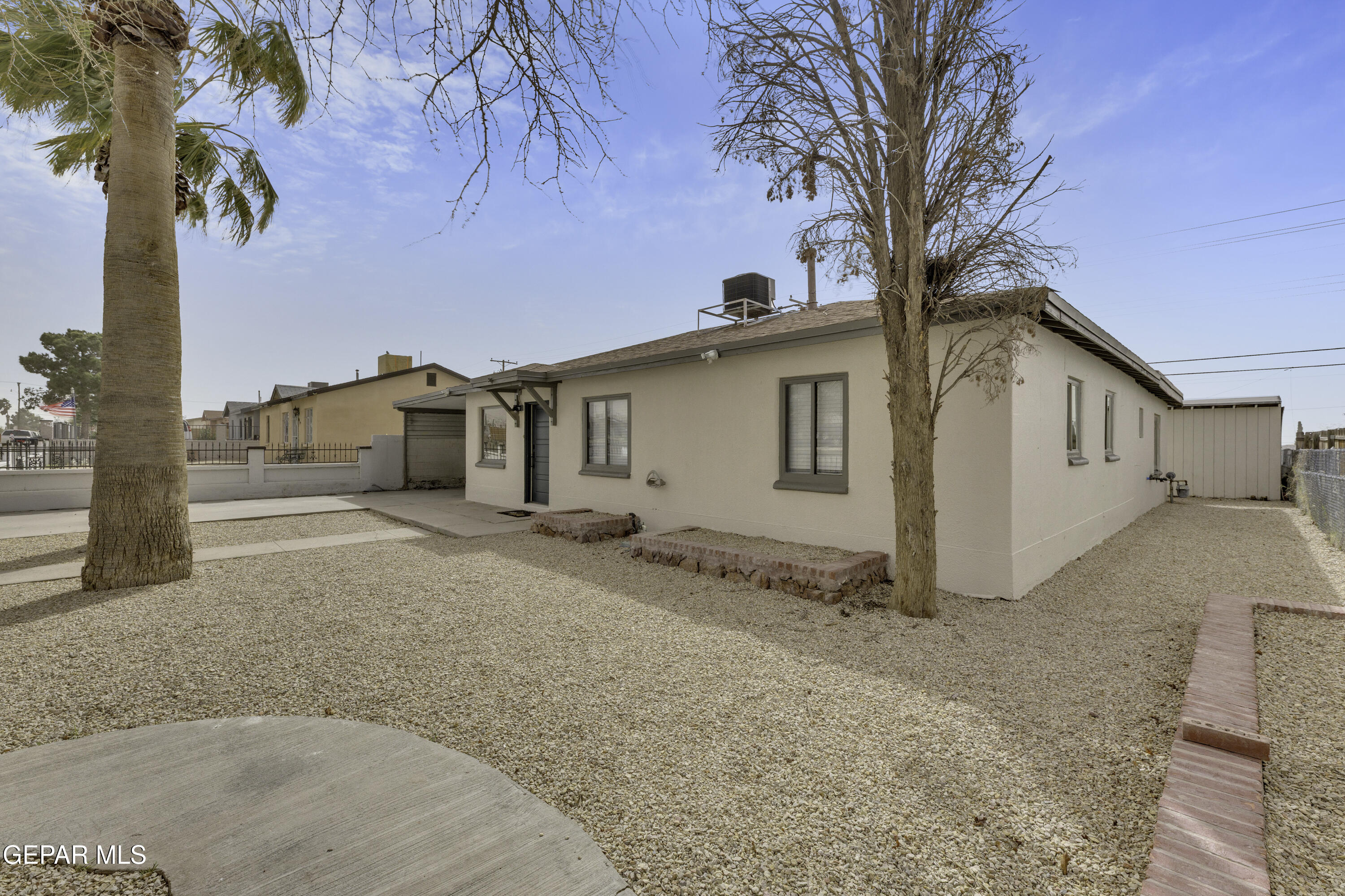 7724 RANCHLAND Drive