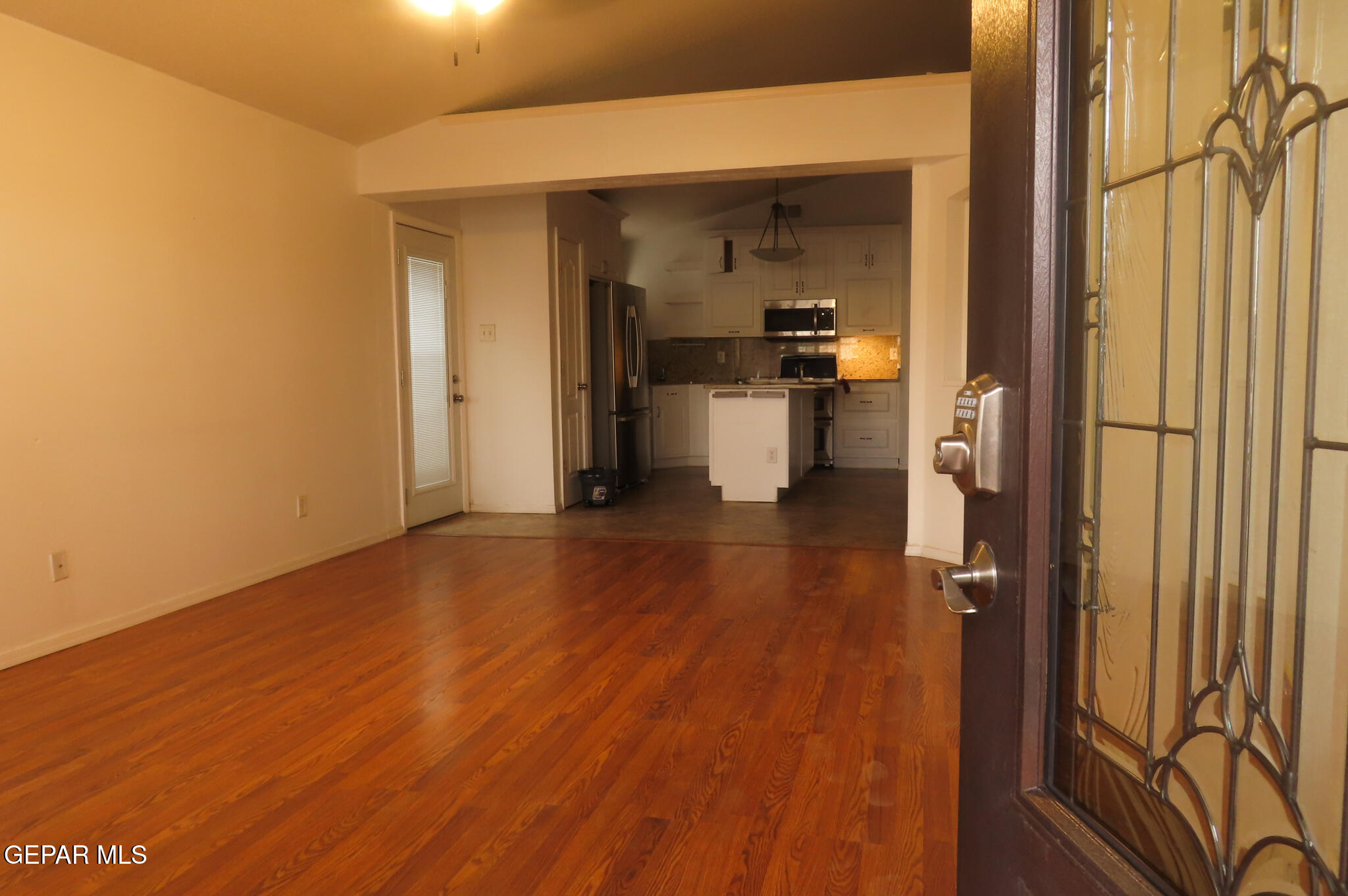 3493 YELLOW ROSE Street